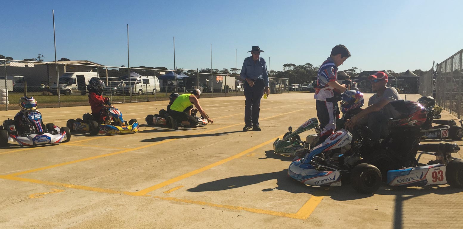 Hmm... Jim's kart needs a clean after being sandwiched...