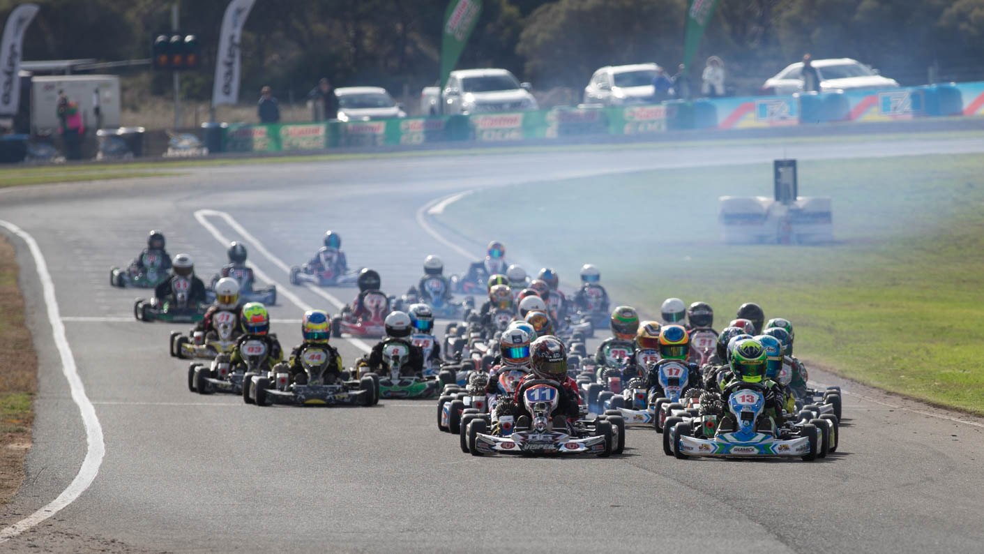 And the kart looks OK at the start as well...
